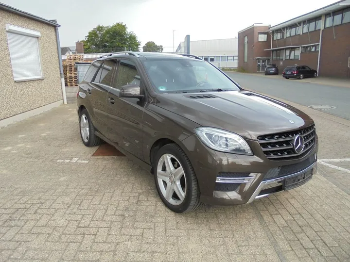 Mercedes-Benz ML 350