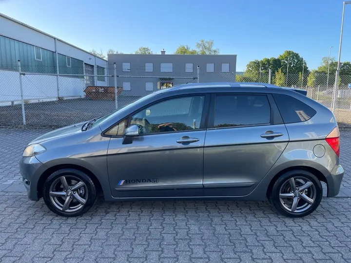 Honda FR-V