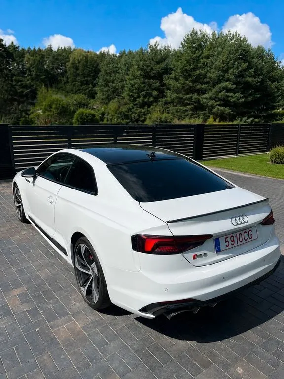 Audi RS5
