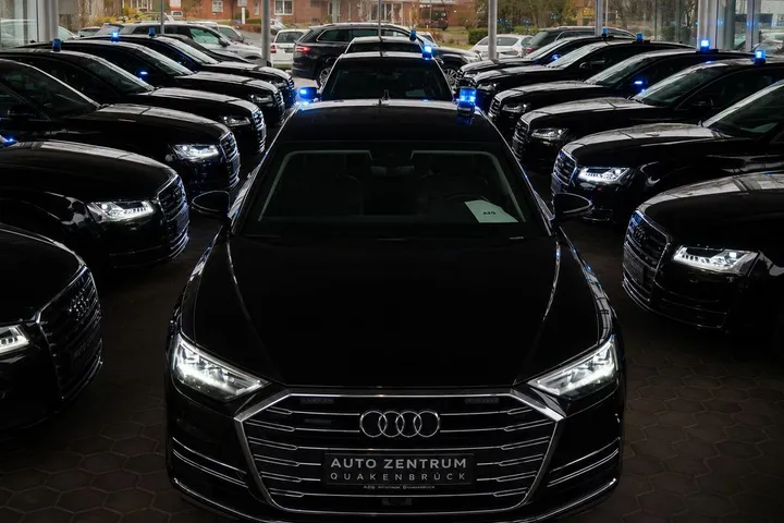 Audi A8
