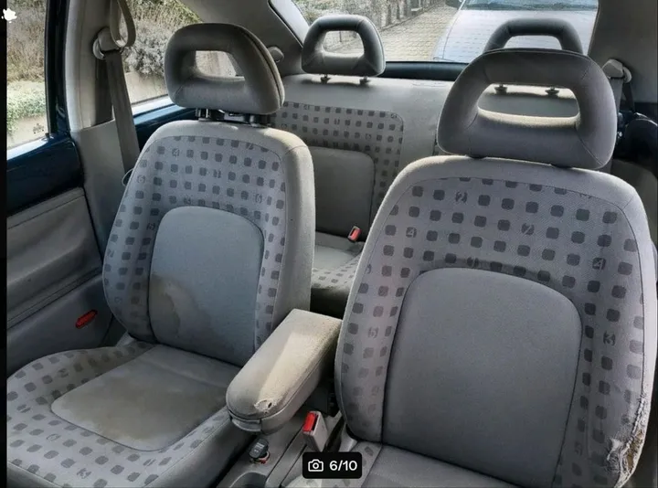 Volkswagen New Beetle