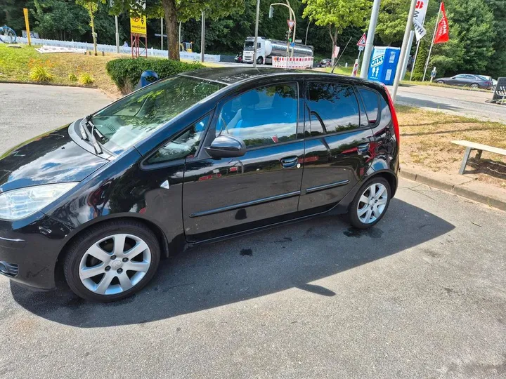 Mitsubishi Colt