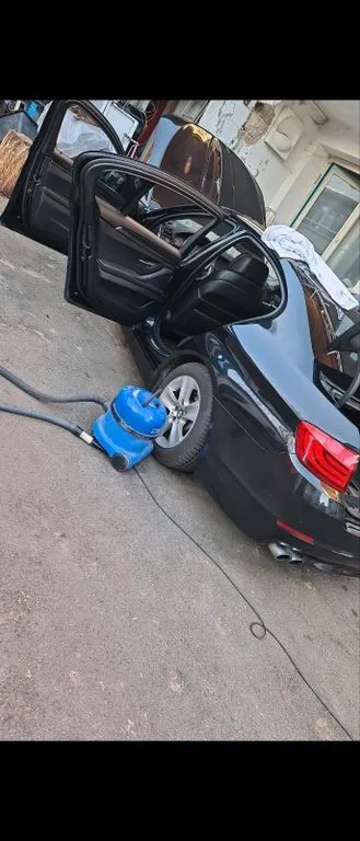 BMW 525