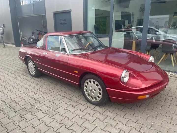 Alfa Romeo Spider