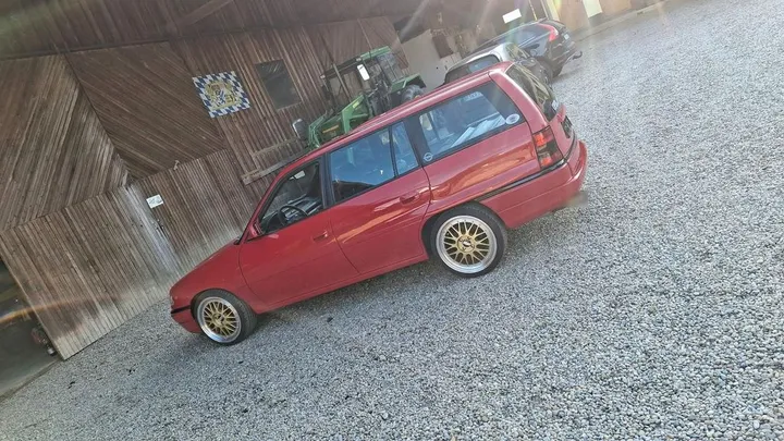 Opel Astra
