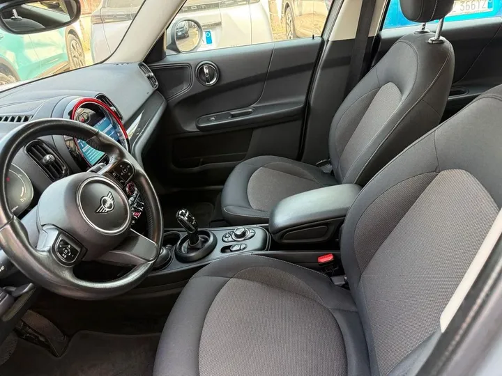 MINI One D Countryman