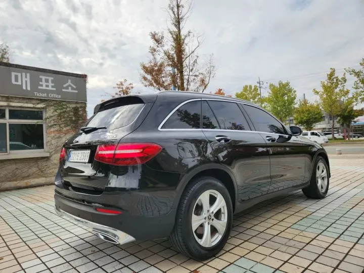 Mercedes-Benz GLC-Class