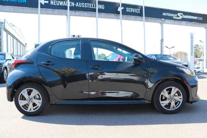 Mazda 2 Hybrid