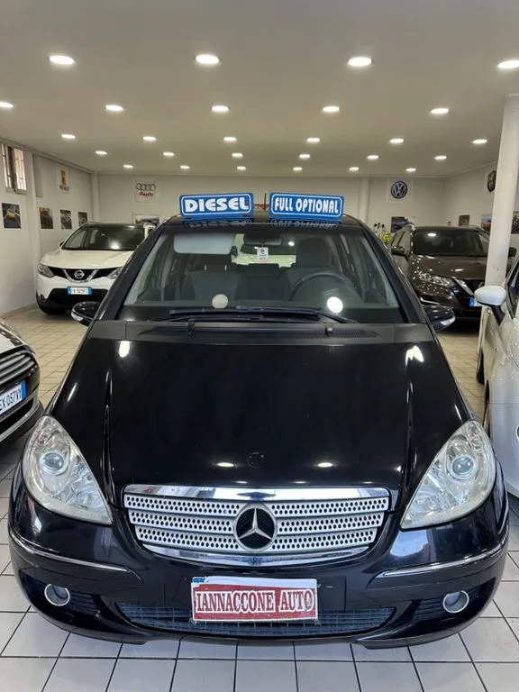 Mercedes-Benz A 180