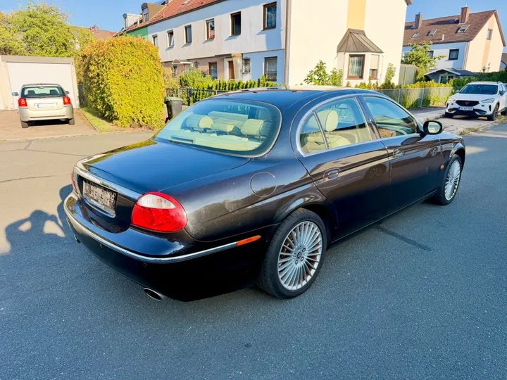 Jaguar S-Type