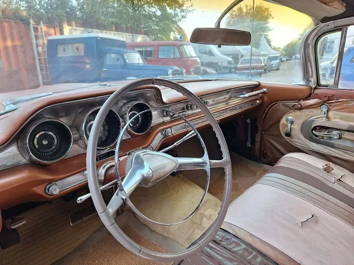 Pontiac Bonneville