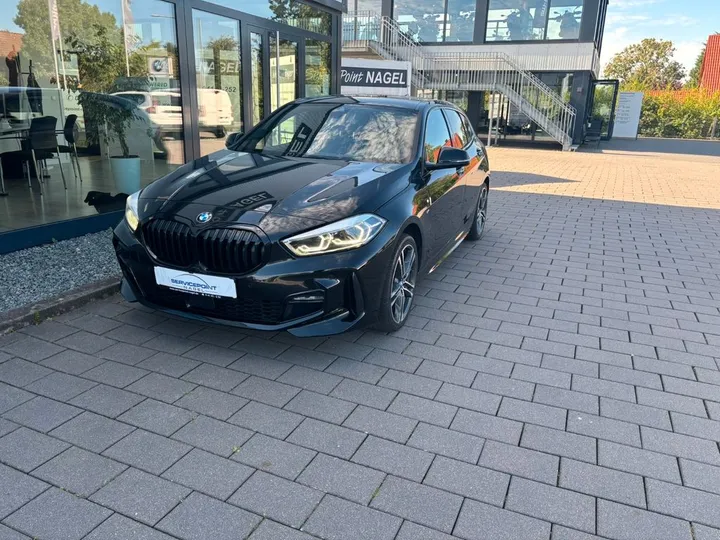 BMW 118