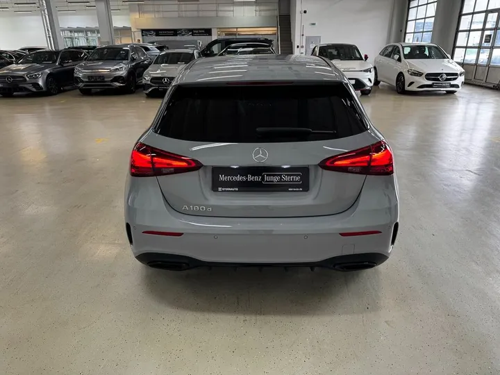 Mercedes-Benz A 180