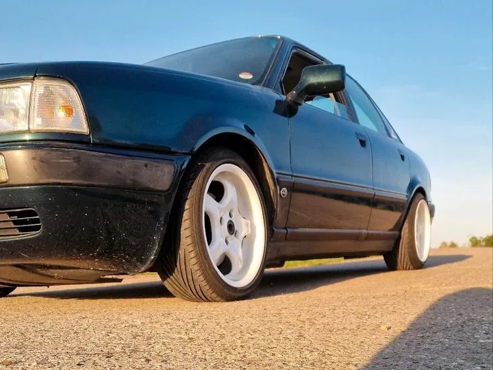 Audi 80