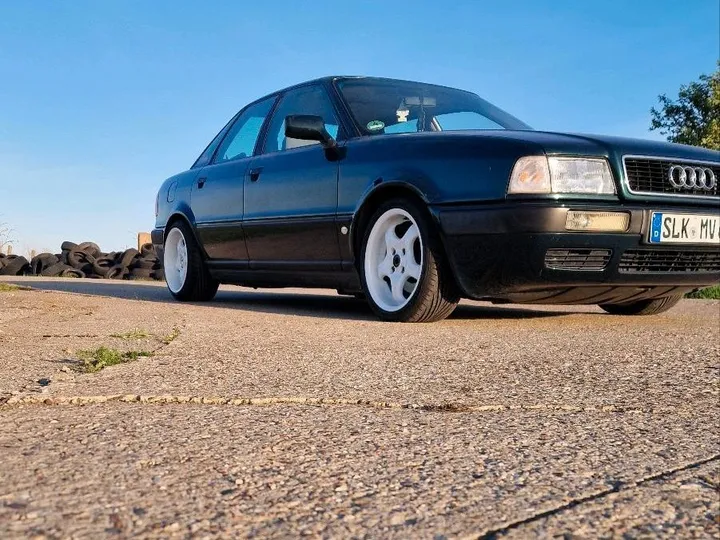 Audi 80