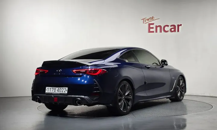 Infiniti Q60