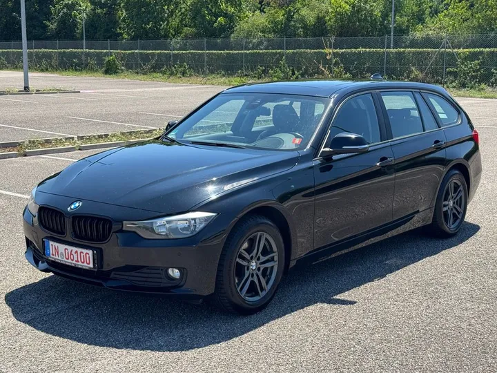 BMW 320