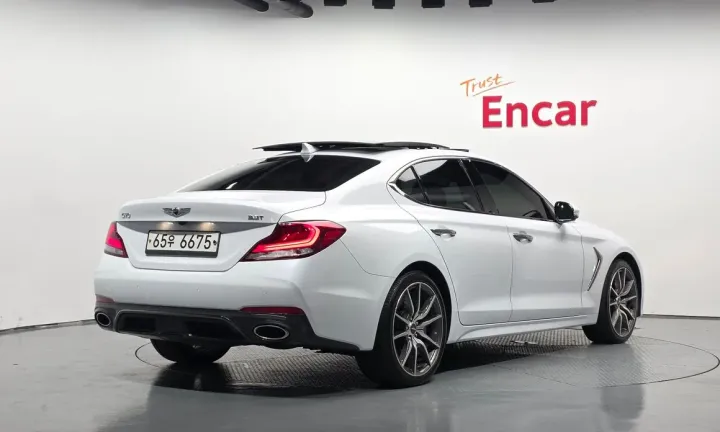 Genesis G70