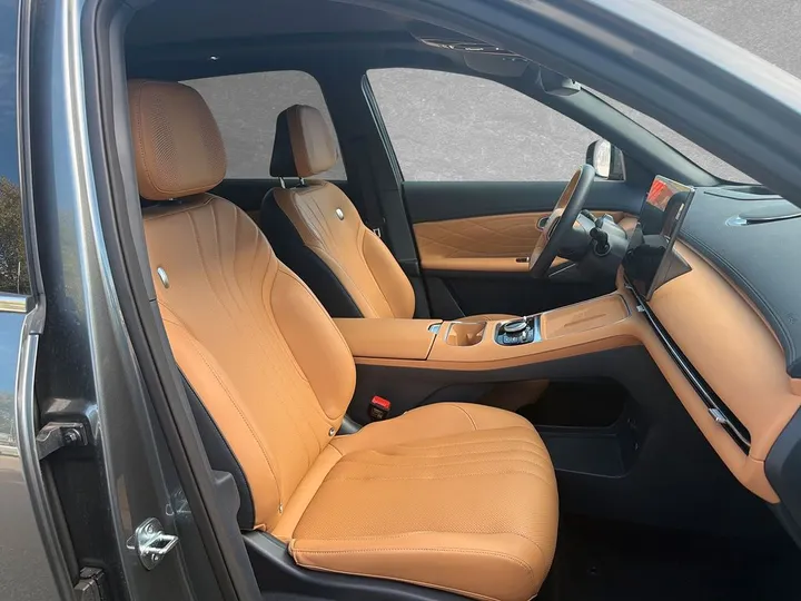 Geely Starray EM-i