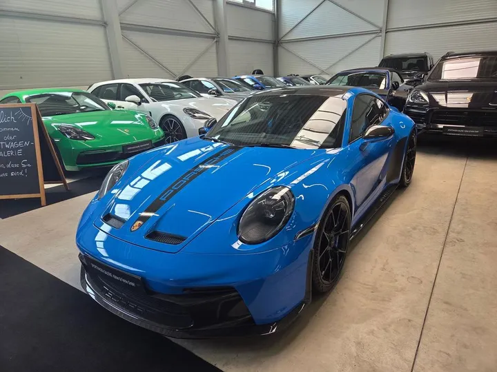 Porsche 992