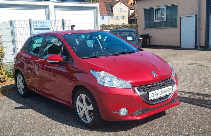 Peugeot 208