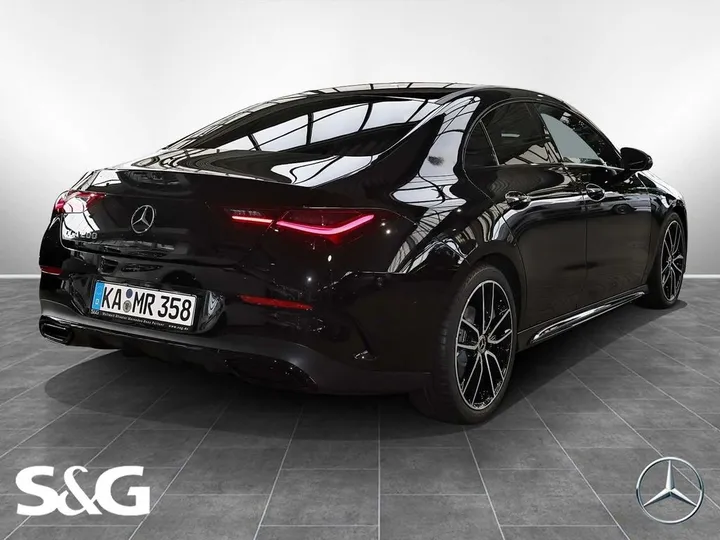 Mercedes-Benz CLA 200