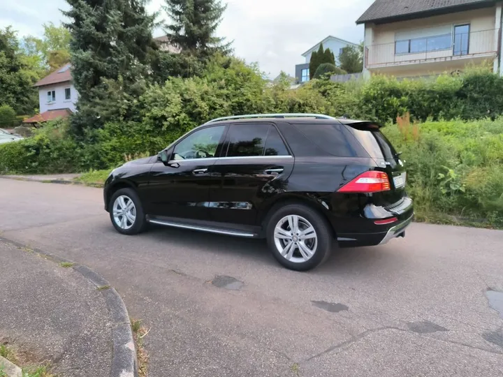 Mercedes-Benz ML 350