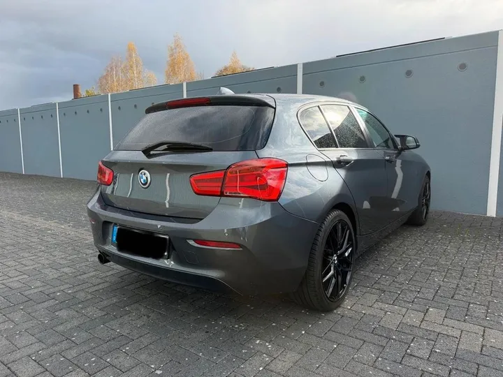 BMW 118