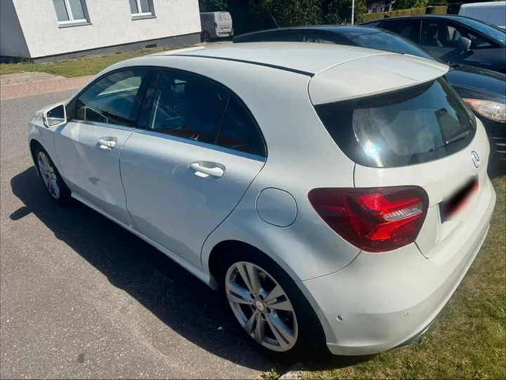 Mercedes-Benz A 160