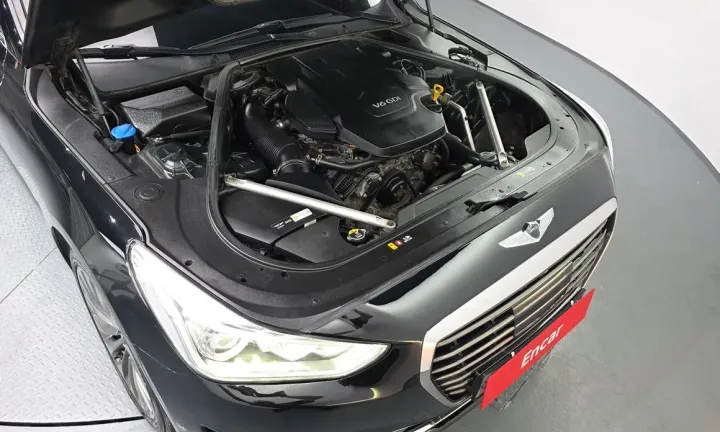 Genesis EQ900