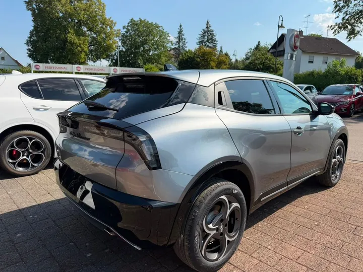 Alfa Romeo Junior
