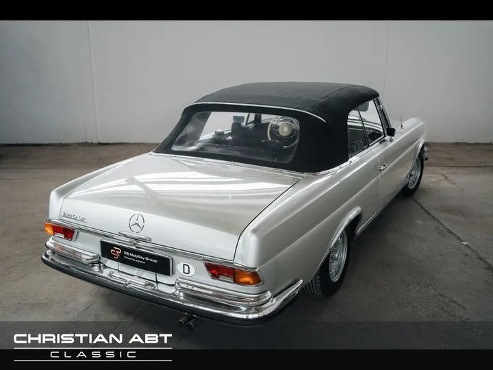 Mercedes-Benz 280