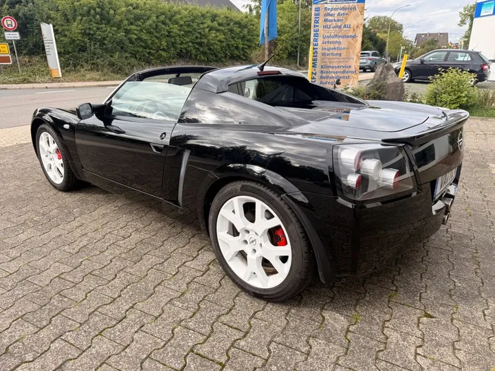 Opel Speedster
