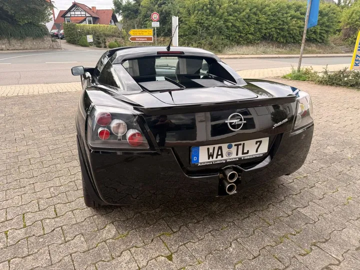 Opel Speedster