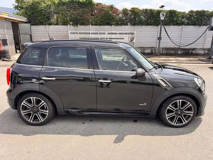 MINI Countryman D (Cooper)