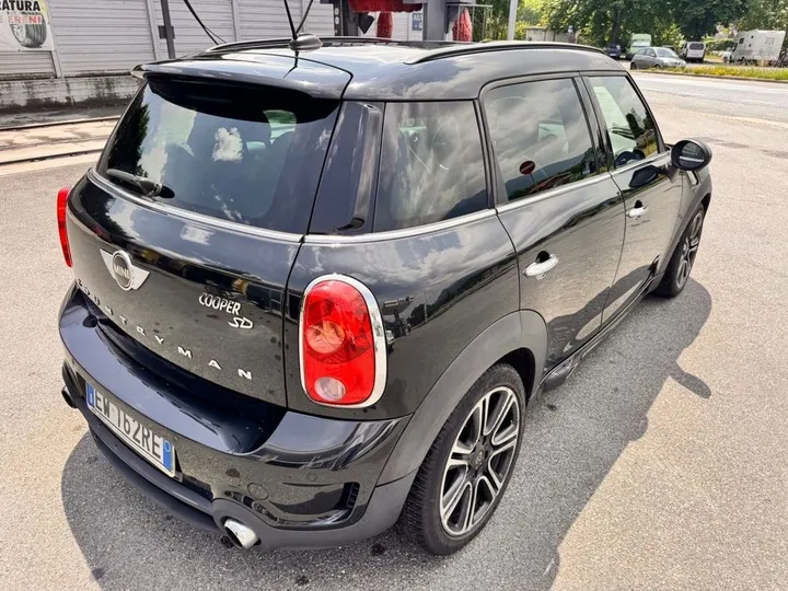 MINI Countryman D (Cooper)