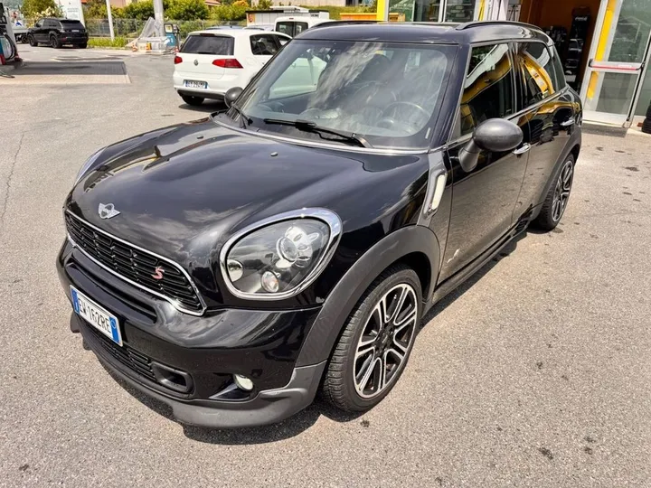 MINI Countryman D (Cooper)