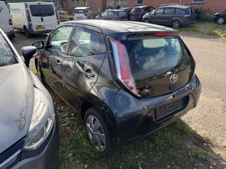 Toyota Aygo (X)