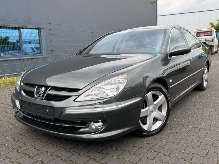 Peugeot 607