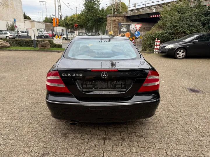 Mercedes-Benz CLK 240