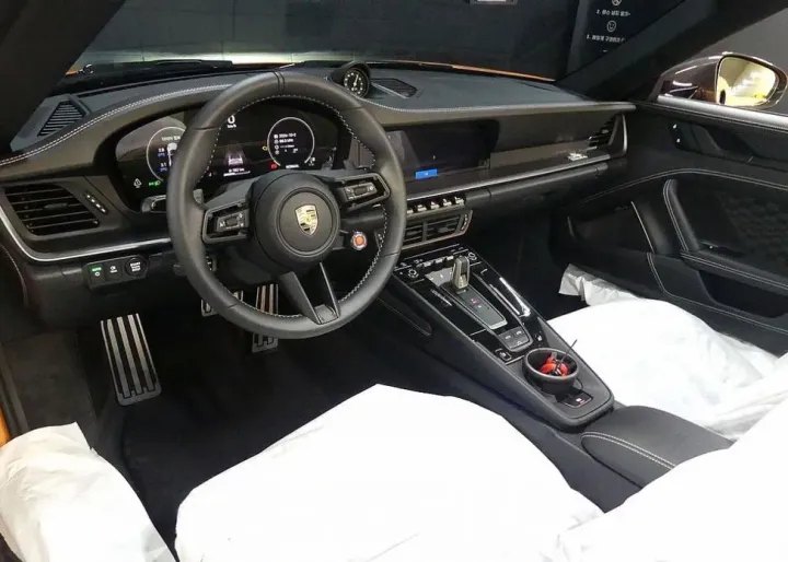Porsche 911