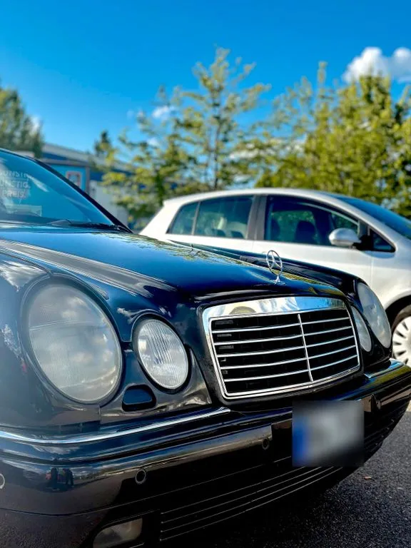 Mercedes-Benz E 430