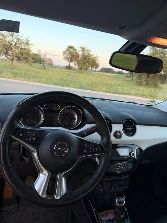 Opel Adam