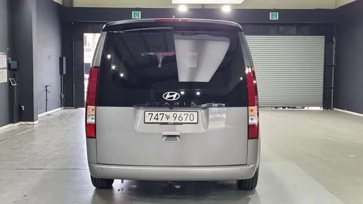Hyundai Staria