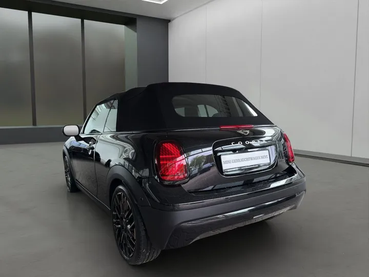 MINI Cooper Cabrio