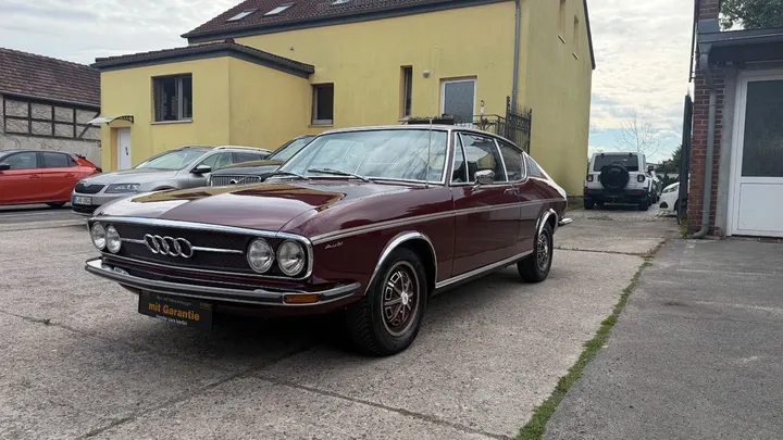 Audi 100