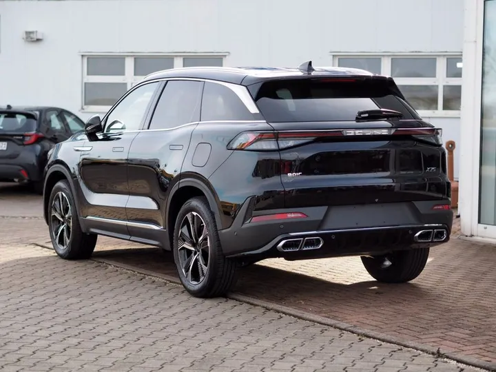 BAIC Beijing X75