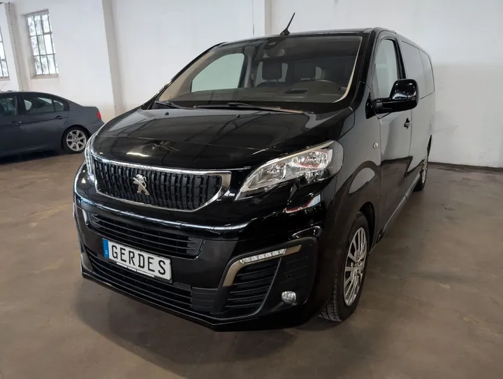 Peugeot Traveller