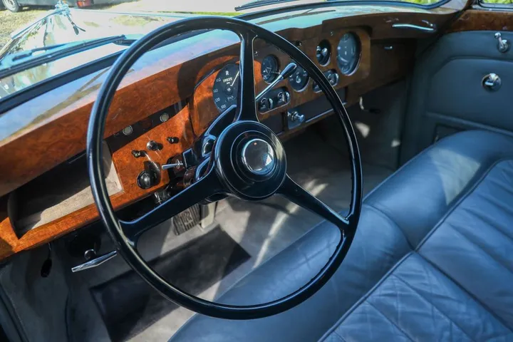 Rolls-Royce Phantom