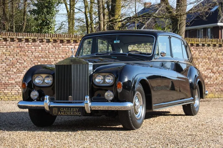 Rolls-Royce Phantom